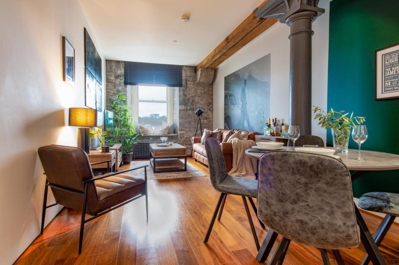 Rwy Suite007 Luxury Signature Apartment With Sea View & Optional Parking Plymouth Bagian luar foto