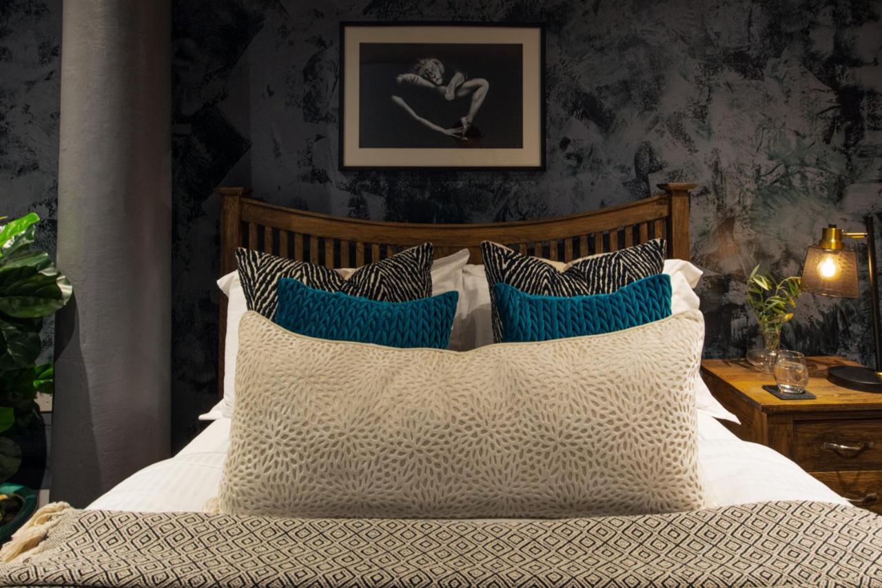 Rwy Suite007 Luxury Signature Apartment With Sea View & Optional Parking Plymouth Bagian luar foto